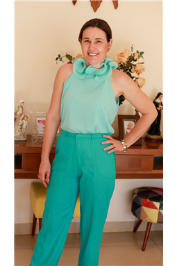 blusa gola ruff Luzia Fazzolli; blusa goal ruff; blusa azul turquesa; blusa Madame Charlotte