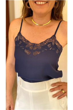 blusa alas finas bordada; blusa de alas finas; blusa bordada; blusa de alas finas; blusa; bordada; alas finas