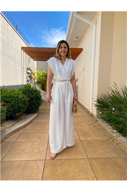 conjunto azul; conjunto branco; conjunto Madame Charlotte; conjunto de blusa e cala; conjunto de blusa e cala com amarrao; Madame Charlotte