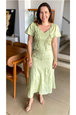 conjunto verde claro de blusa e saia; conjunto verde claro; blusa manga balon�; saia evas�; conjunto verde
