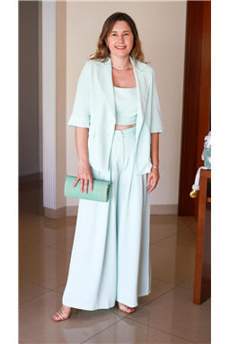 tri conjunto verde; tri conjunto de cala, cropped e blazer; tri conjunto egoiste; tri conjunto verde gua.